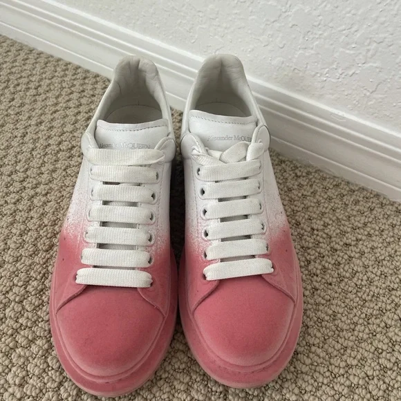 Alexander McQueens US 8/ EU 39! - Picture 2 of 3